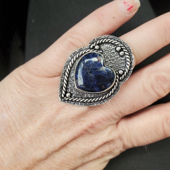 New Heart Shaped Sodalite 925 Silver Statement Ring. - Picture 13 of 16